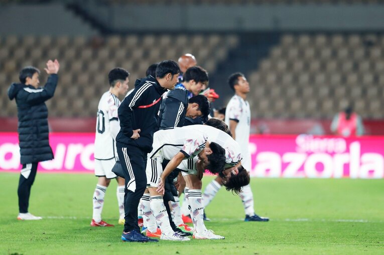 W杯前に日本人カメラマンが撮ったU-21スペインvs日本「リアルな実力差」ハイプレス空転の完敗を“未来予測”にしないためには… (52)
