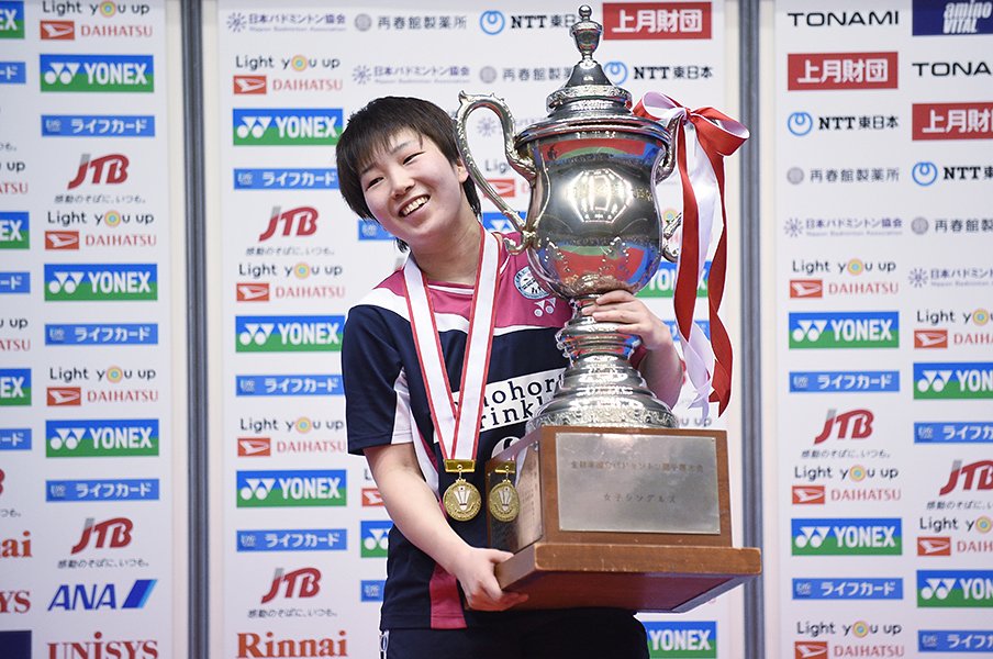 バドミントン世界1位の野心と我慢。全日本連覇・山口茜の幅が広がった。<Number Web> photograph by Itaru Chiba/AFLO