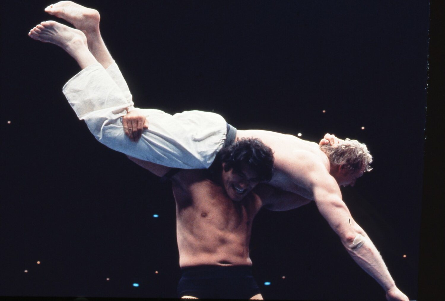 1976年2月に行われたウィリエム・ルスカとの異種格闘技戦　©AFLO