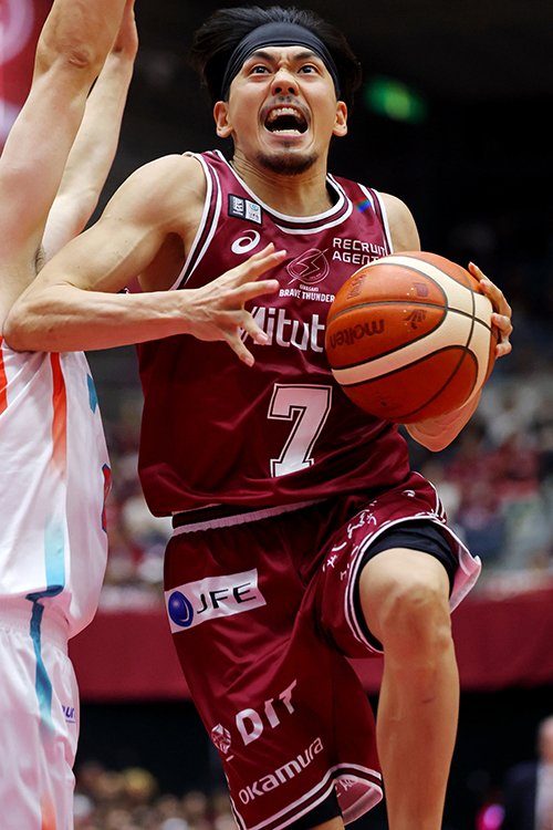 昨季開幕節からアグレッシブにアタックし続ける姿勢でチームを鼓舞 ©Naoki Nishimura/AFLO SPORT