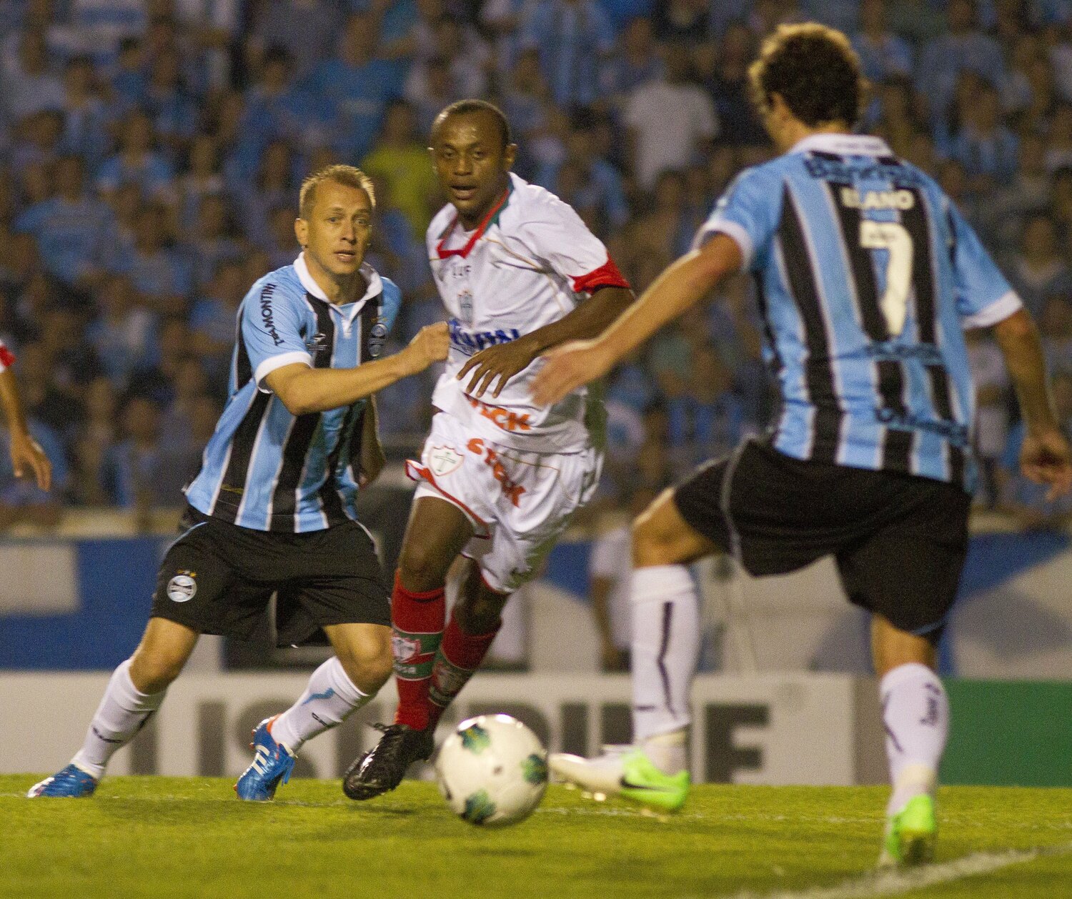 ポルトゲーザ時代のレオ・シルバ　©Getty Images