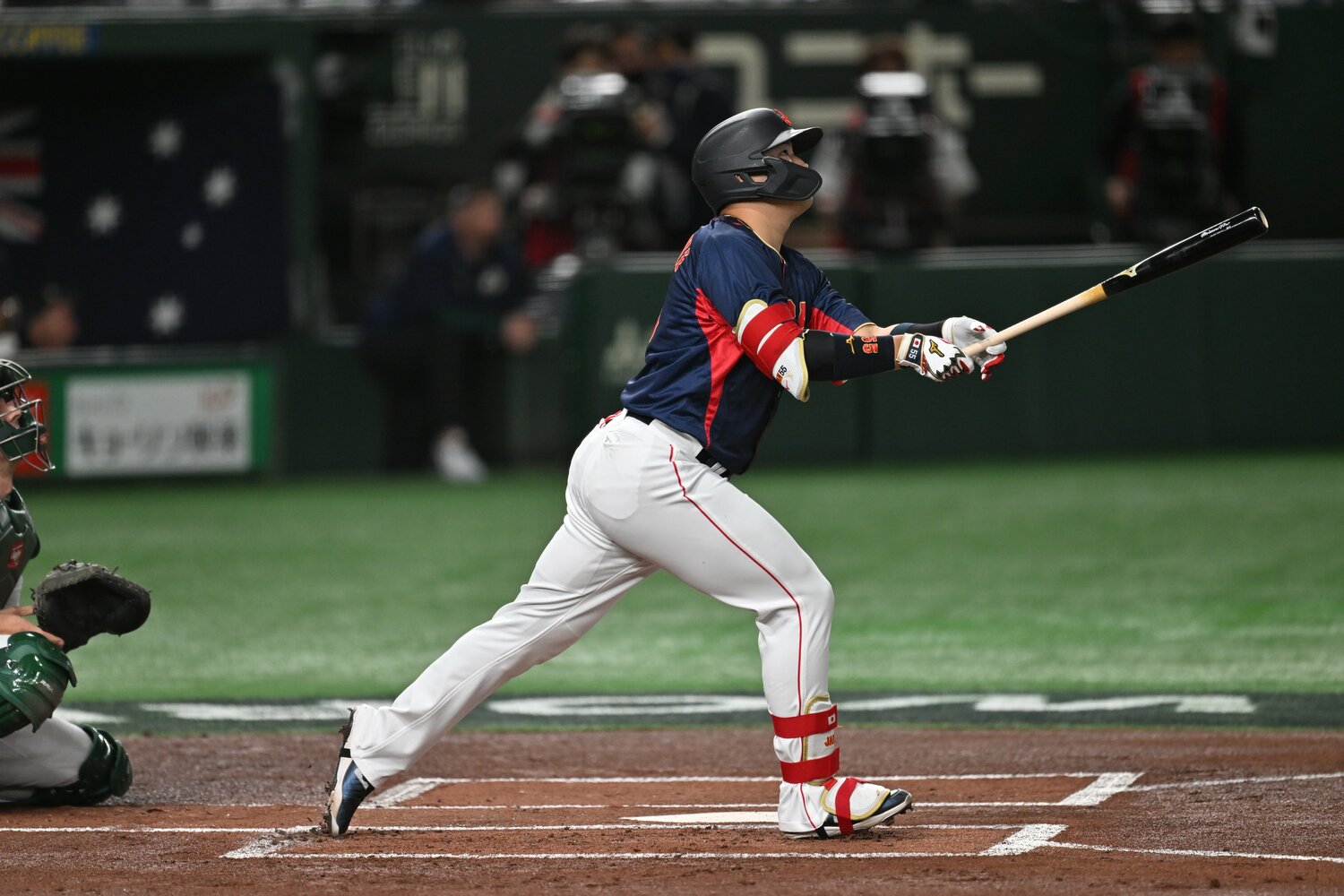 1次ラウンドすべての試合で先発4番の村上。14打数2安打、打率.143と好調な打撃陣の中でバットは湿りがちだ… ©︎Naoya Sanuki