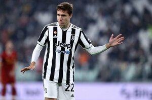 イタリア中の母たちが頬を緩める“驚くほど行儀の良い出来杉君”　「2世代表」フェデリコ・キエーザが放つ異質なオーラ