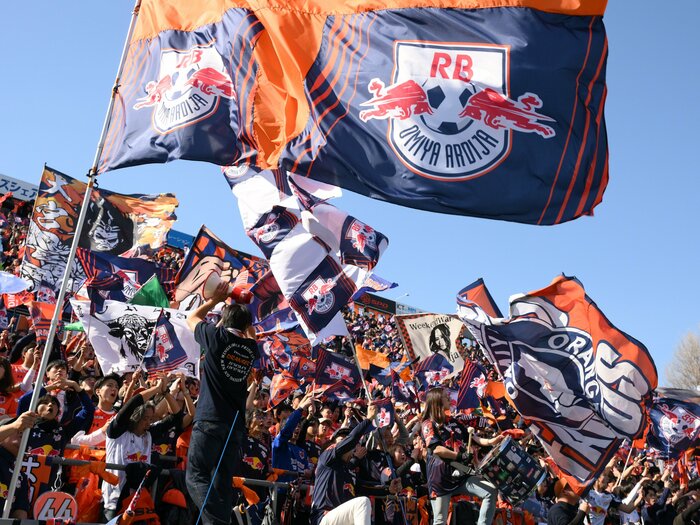 「複雑だけど消滅よりはマシかもね」“新生”RB大宮アルディージャ開幕戦で耳にしたサポーターの本音「昨季J3だった大宮に…クロップがいるなんて」＜Number Web＞ photograph by J.LEAGUE/J.LEAGUE via Getty Images