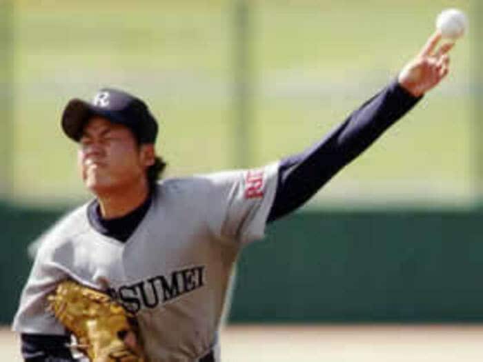 大学No.1を懸けた意地の投げ合い＜Number Web＞ photograph by NIKKAN SPORTS