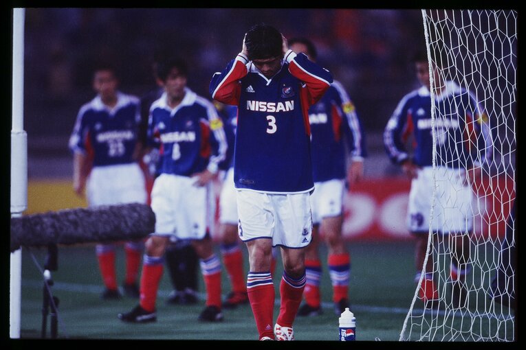 2001年シーズン、横浜F・マリノスは降格の危機にさらされた　©︎J.LEAGUE