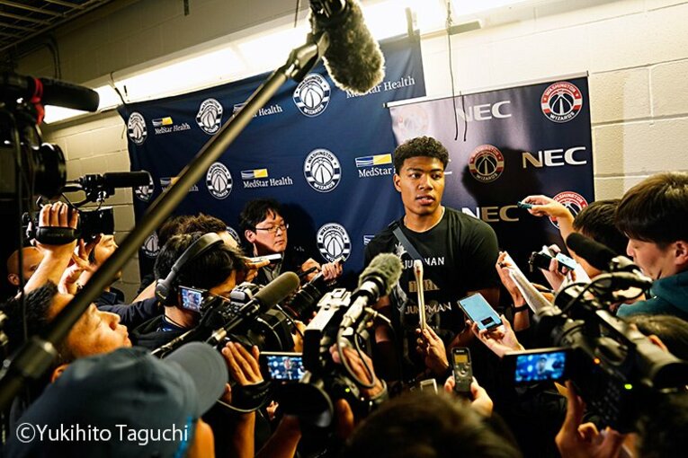 八村塁の活躍を陰で支える凄腕代理人。謎のベールを破って……独占レポート！(4)