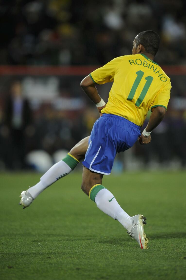 ロビーニョ　©Sports Graphic Number