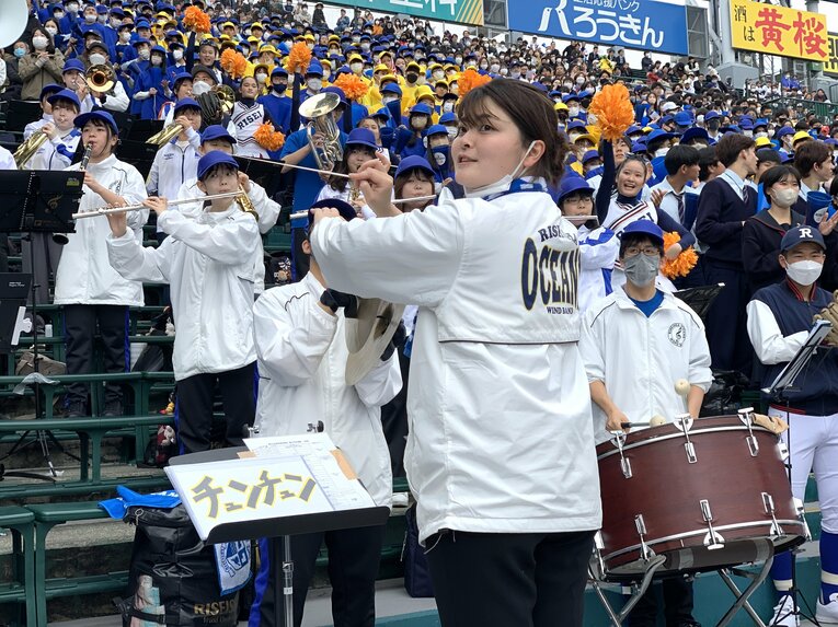 TikTokでバズった『可愛くてごめん』を取り入れた履正社　©Yukiko Umetsu