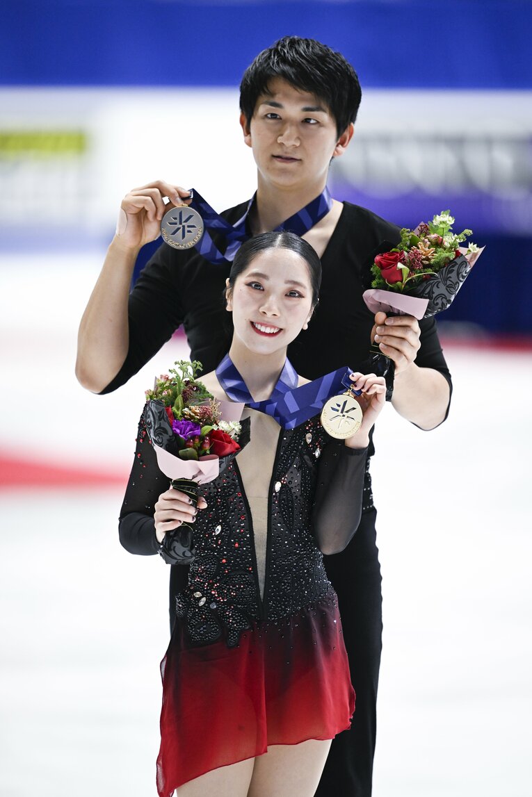 全日本選手権で優勝した三浦璃来・木原龍一　©Asami Enomoto