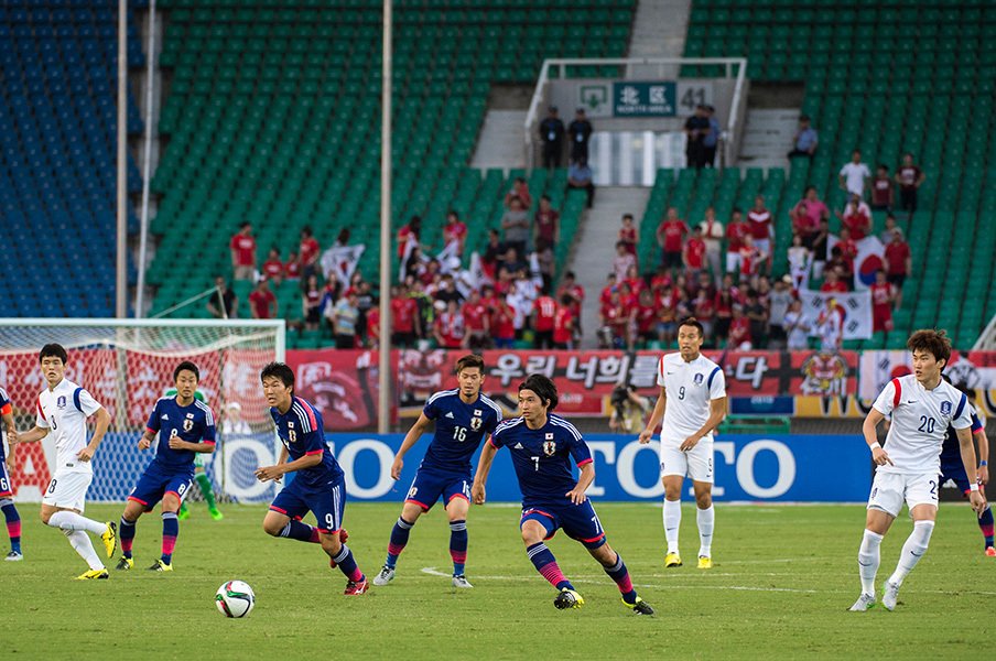ロシアW杯まであと2年半――。日本の歩みを韓国と比べてみると。<Number Web> photograph by Takuya Sugiyama