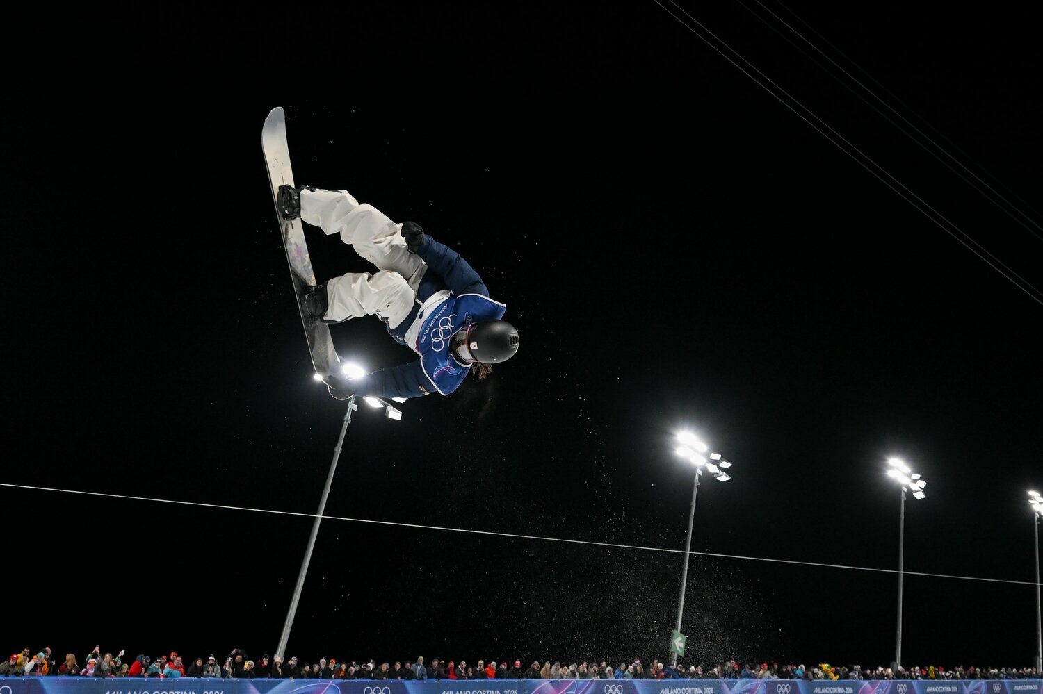 不可能と思われる状況でも飛んだ平野歩夢　©Nanae Suzuki/JMPA