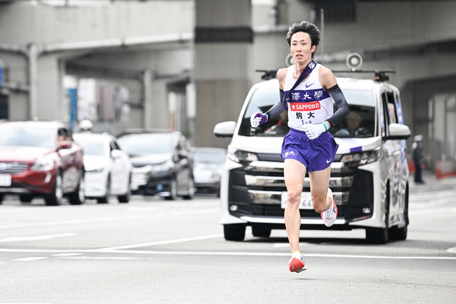 最後の箱根駅伝を走り切った花尾（区間5位）　©Nanae Suzuki