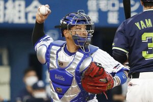 「もう若い年齢でもないですし」DeNA嶺井博希が明かす危機感…30歳プロ9年目のキャッチャー観を変えた“ある投手からの一言”