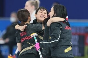 「なぜロコ・ソラーレは負けても笑顔でハグ？」「リンドコーチの役割とは？」解説者・金村萌絵に聞く“カーリングの素朴な疑問”