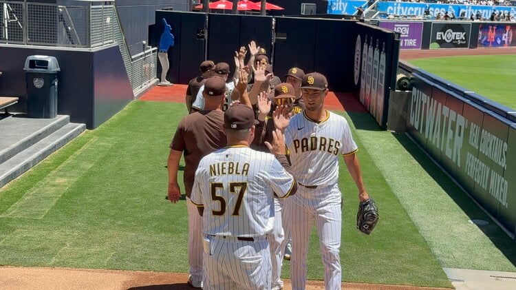 実は新球の開発を…」ダルビッシュ有“日米通算204勝”偉業の陰に「東北高