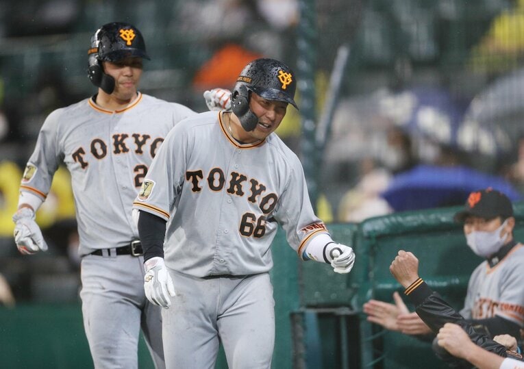 巨人時代の香月。沢村とのトレードは年棒などから「格差トレード」と話題にもなった　©︎JIJI PRESS