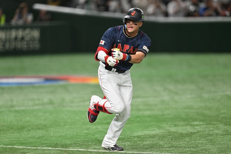 すっかりチームに浸透した「ペッパーミル・パフォーマンス」 ©Naoya Sanuki