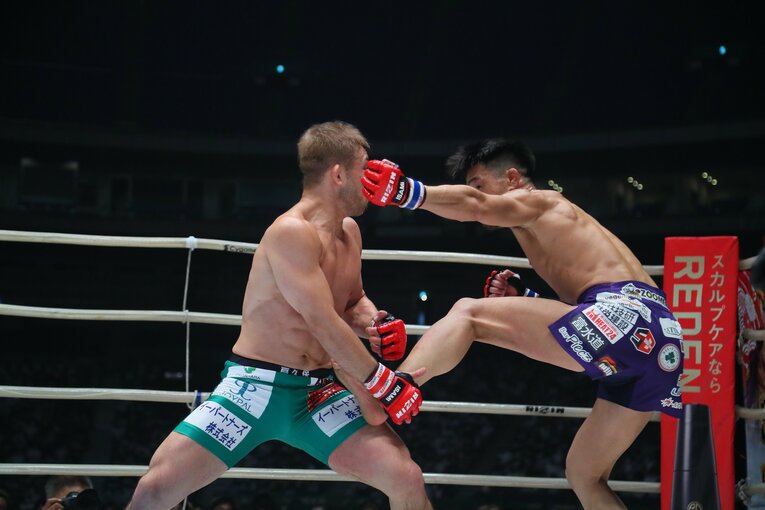 1回戦では春日井“寒天”たけしに3-0の判定勝ち　©RIZIN FF