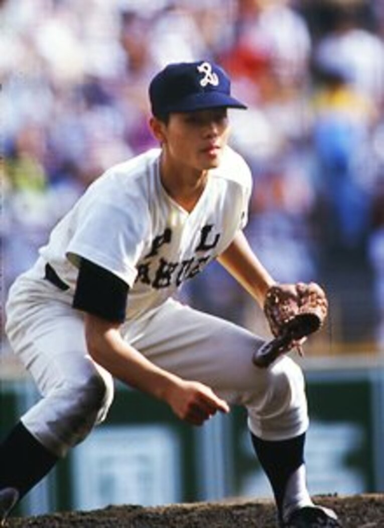 '83年夏の決勝、PLの1年生エース・桑田は冷静沈着なピッチングでY校からゴロの山を築いた