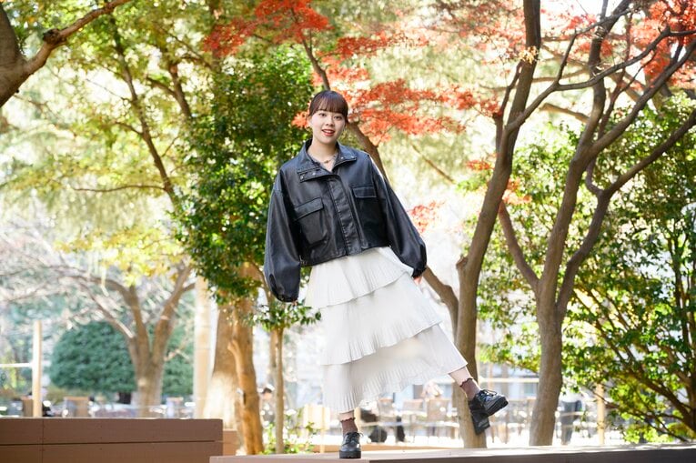 青学大3年生で、Tリーグでもプレーするカットマン・小林りんご【スワイプするとそのほかの写真もご覧になれます】　©Hirofumi Kamaya