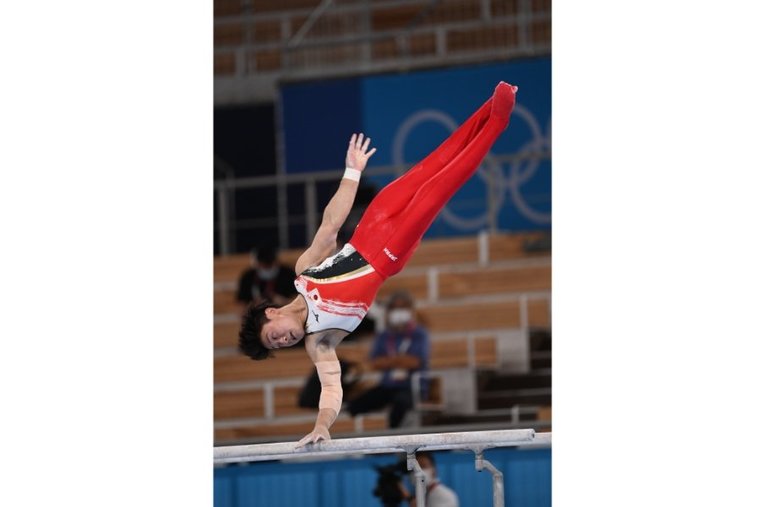 体操団体男子 ／ photograph by Naoya Sanuki/JMPA