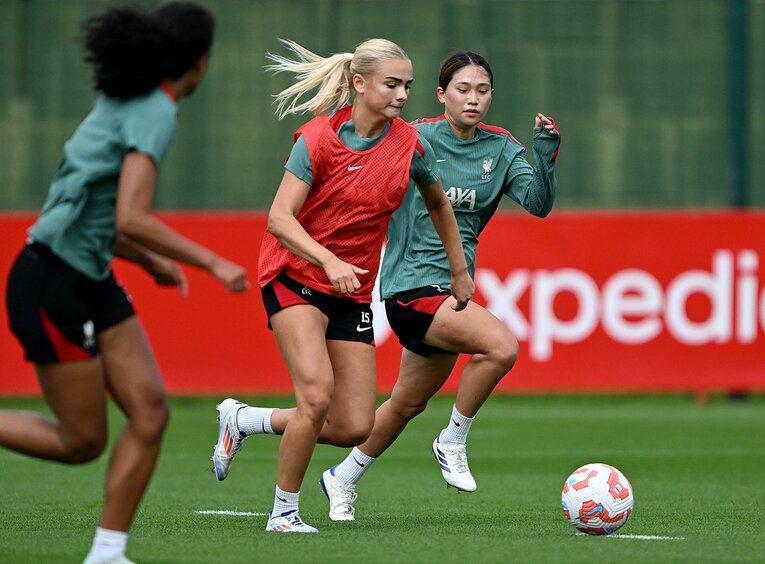 なでしこジャパンの世界一に胸をときめかせたサッカー少女が受け継ぐバトン。リバプール長野風花の人生の目的。(3)