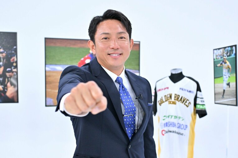 「明るく、前向き。誰からも愛されるエンターテイナー」 今もグラウンドに立つ川崎宗則（43歳）がNumberTVで自らの「挫折地点」について明かした ／ photograph by Hideki Sugiyama