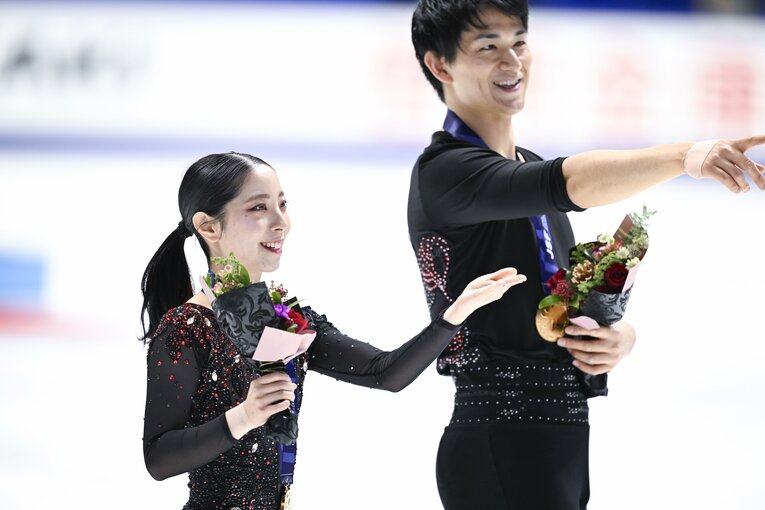 全日本選手権で優勝した三浦璃来・木原龍一　©Asami Enomoto