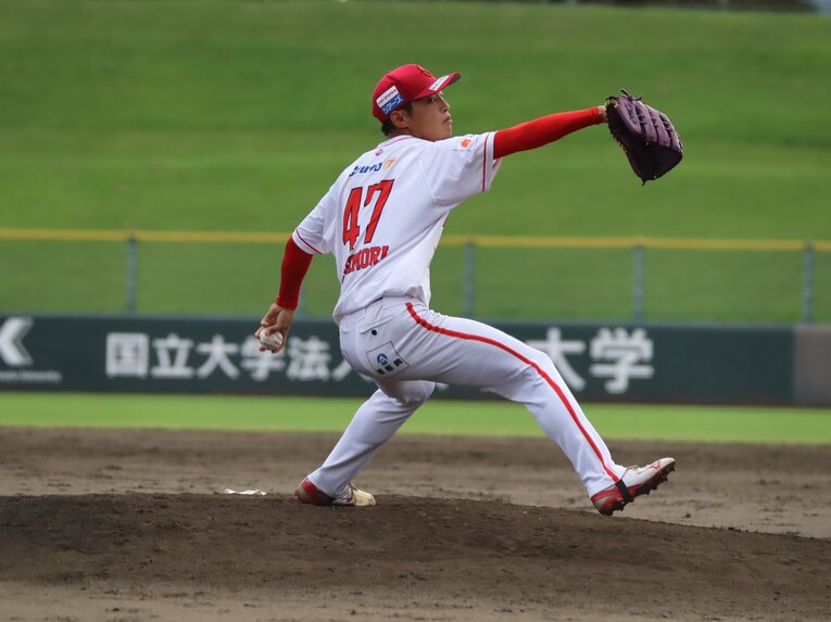 石森の投球フォーム　©Kou Hiroo