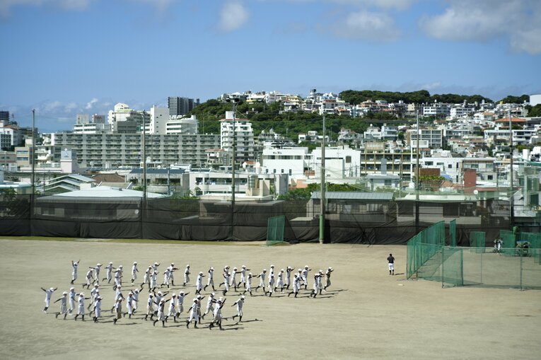 興南高校のグラウンド（2022年撮影）　©︎Atsushi Hashimoto