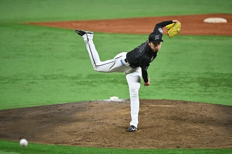 佐々木朗希は最速164キロのストレートを今季、何度も記録している ©︎Hideki Sugiyama