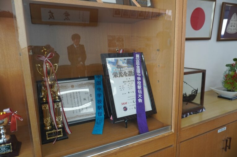 指導するチームは全中駅伝で4位に食い込むなど活躍　©NumberWeb