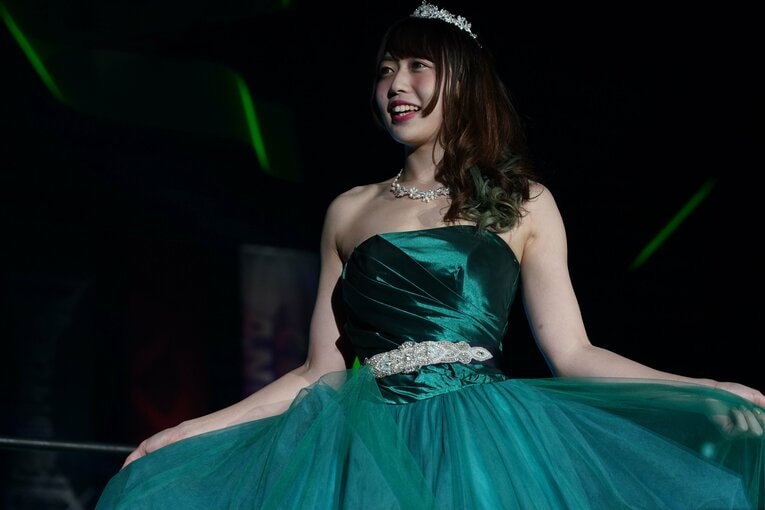 「アイドルを目指して、自己否定が止まらなくなった」 絶叫するシンデレラ、上谷沙弥はプロレスのセンターに立つ(2)