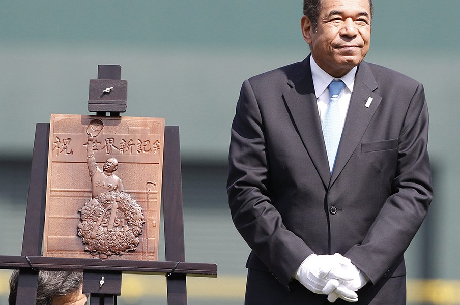 春になると思い出す衣笠祥雄の金言。「高校の頃が野球が一番楽しかった」<Number Web> photograph by Kyodo News