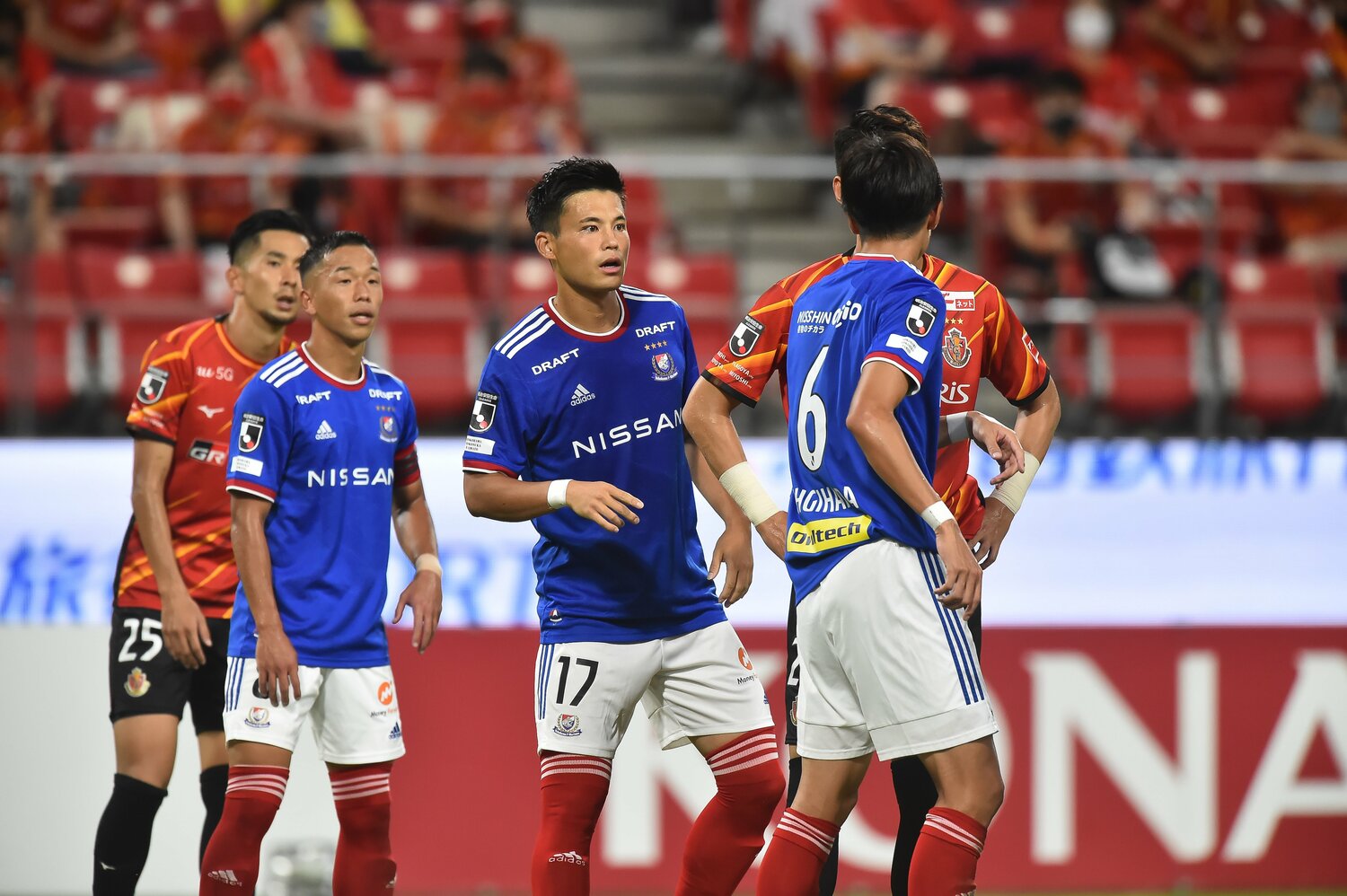 9月18日の対名古屋グランパス戦で、後半10分からJリーグ初出場 ©J.LEAGUE