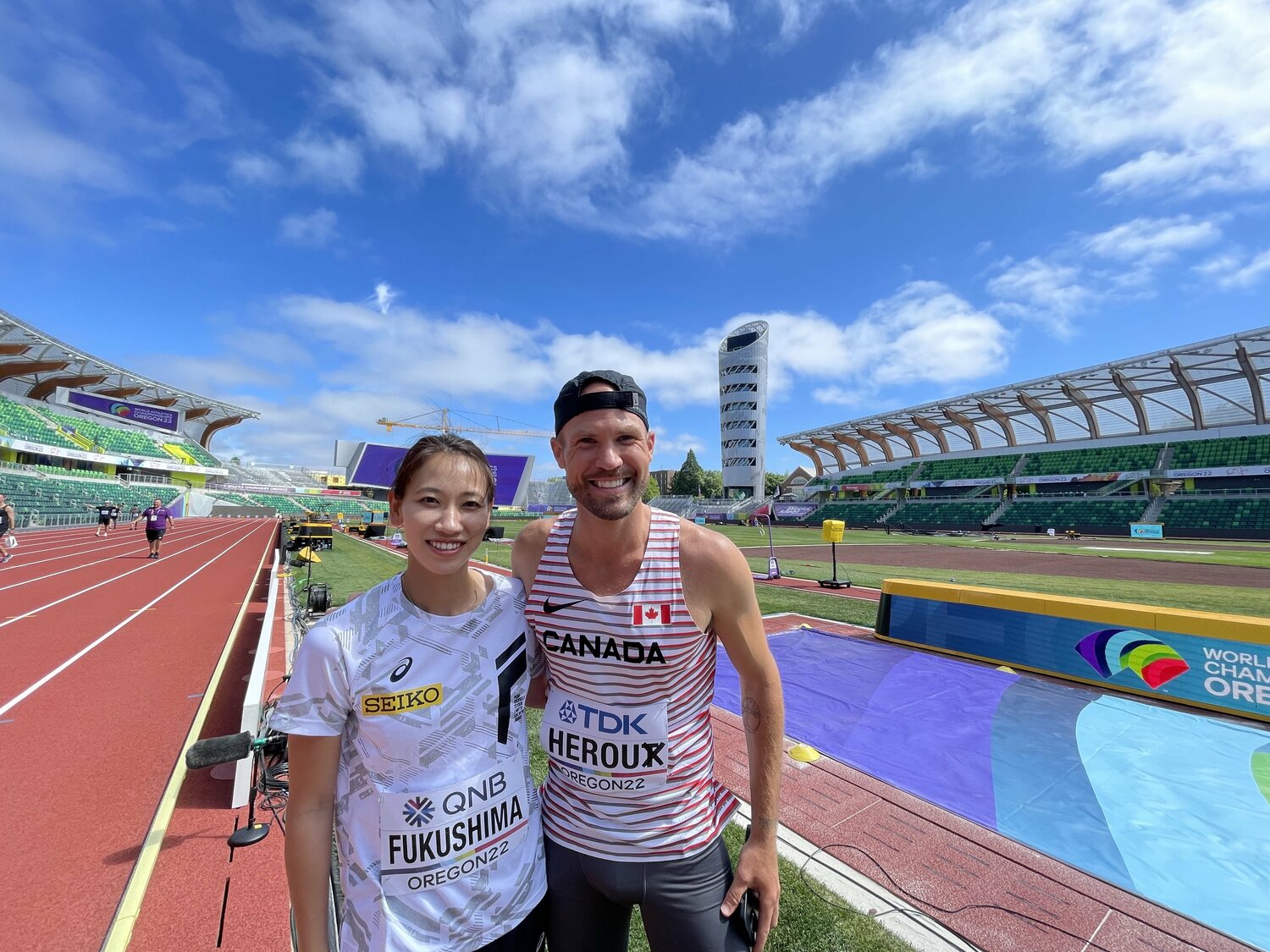 福島千里さん（右）とデヴィンさん（左）©︎Ayako Oikawa