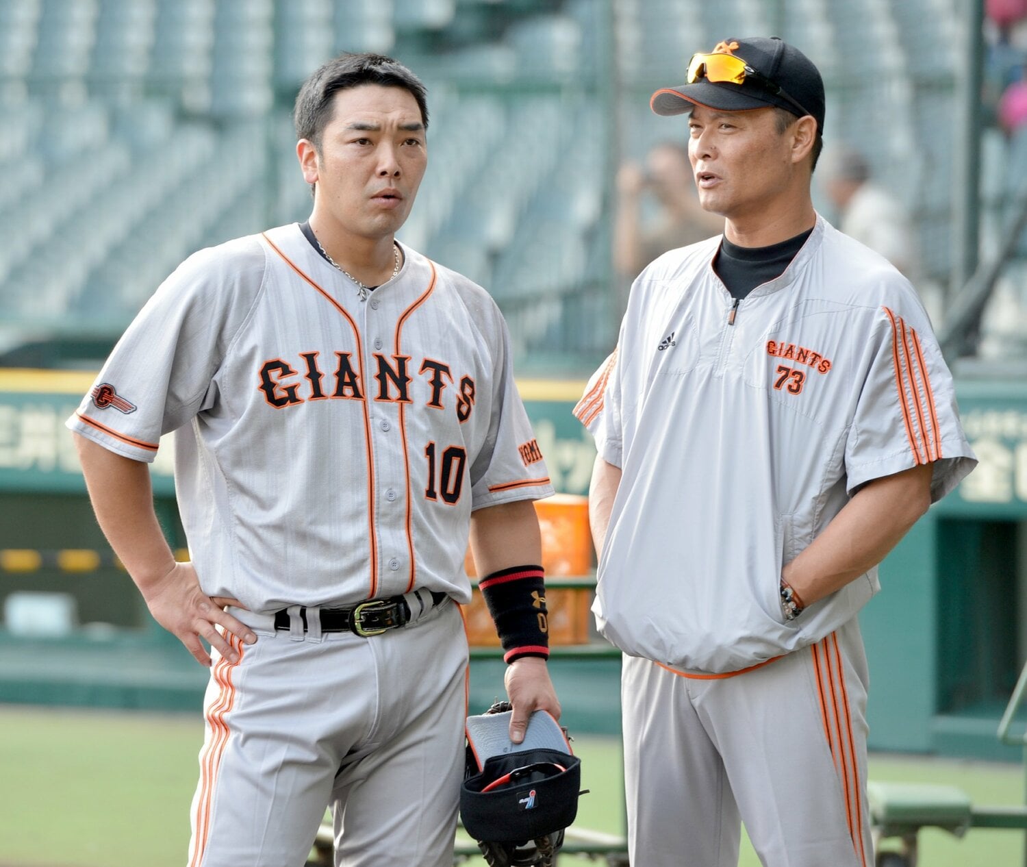 選手時代の阿部慎之助捕手と橋上秀樹コーチ（2012年撮影）©︎SANKEI SIMBUN
