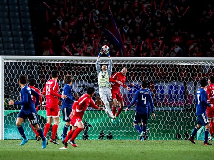 中村航輔と川又堅碁……その次は？E-1のラストチャンスを掴む方法。＜Number Web＞ photograph by Kiichi Matsumoto