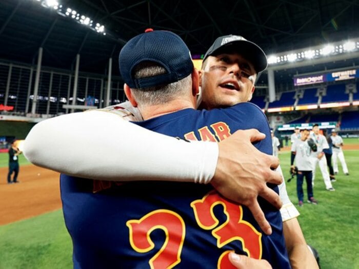 ヌートバーが涙の告白「あれは最高の瞬間だった」侍ジャパンの愛されキャラ”たっちゃん”が明かす「面白かったのは近藤が僕の名前を…」＜Number Web＞ photograph by Yukihito Taguchi