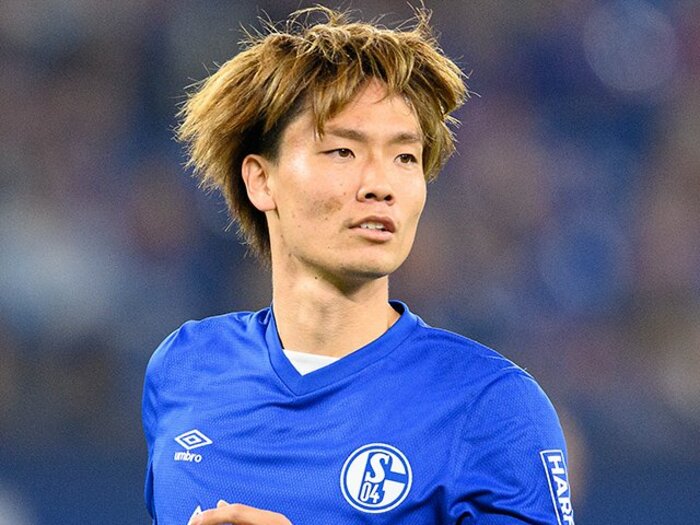 名門シャルケで“前半戦No.1センターバック”に覚醒… 板倉滉「オレは成長できる」「ブンデス1部でも十分やれる」と語る理由＜Number Web＞ photograph by picture alliance/AFLO