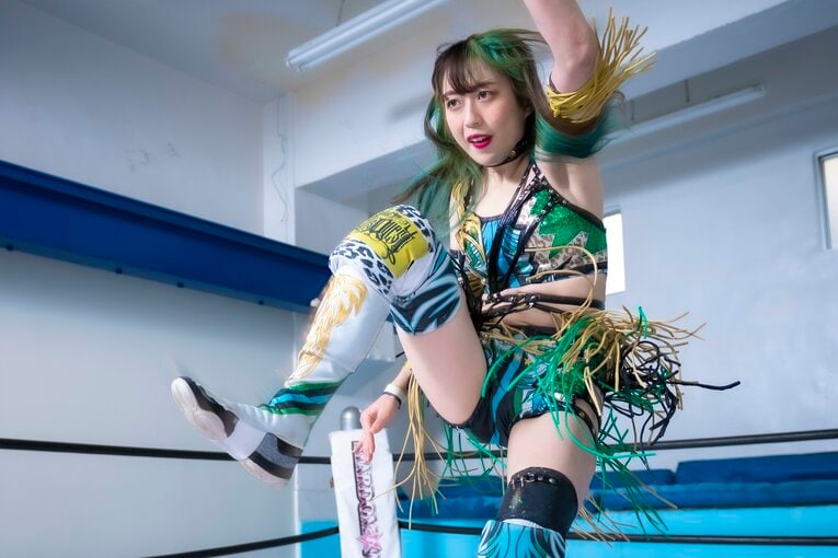 上谷沙弥「アイドルへの未練はなくなった」 元バイトAKBがスターダムで“本物のプロレスラー”になるまで《特別グラビア》(45)