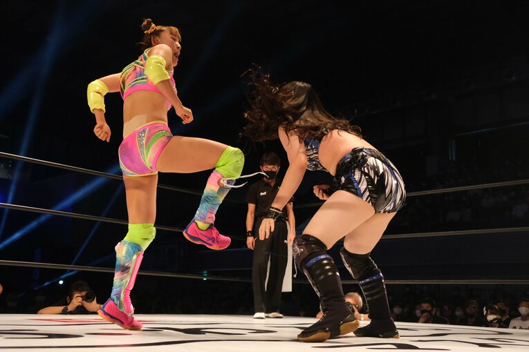 「プレッシャーも凄かったはず」フワちゃんデビュー戦で見えた“プロレスへの本気度”…師匠が明かす舞台裏「100点満点。努力の成果です」(43)