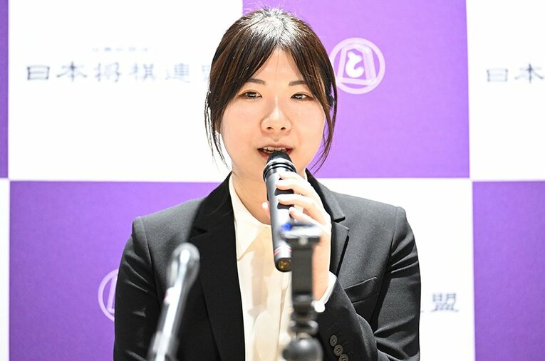 棋士編入試験第5局での西山朋佳女流三冠。棋士が見た「初の女性棋士ならず」で埋もれるには惜しい舞台裏とは ／ photograph by Keiji Ishikawa