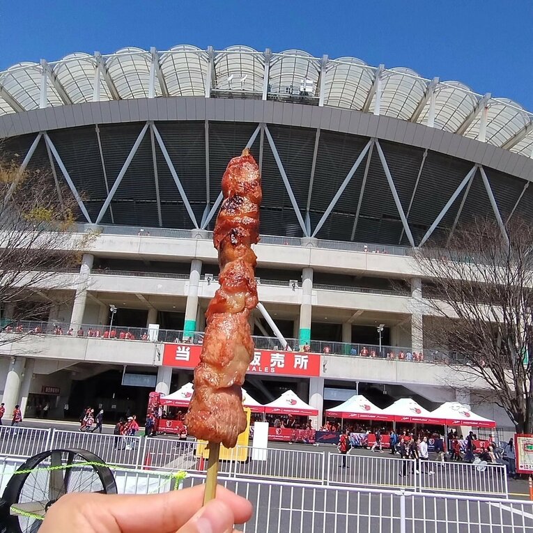 豚の串焼きがお気に入り　※本人提供