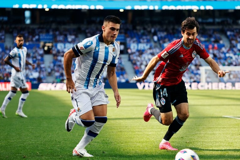 久保建英2戦連続MOMにアシスト、響き渡る「タケクボコール」も冴えない表情「やはりシルバ不在は…」カメラマンが感じたこと(3)