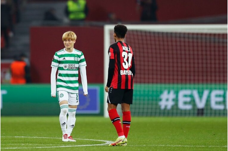 古橋亨梧のスパイクに「日の丸とKyogo」 セルティックでの絶好調ぶりを撮って体感した“スピードと日本代表での期待”(11)