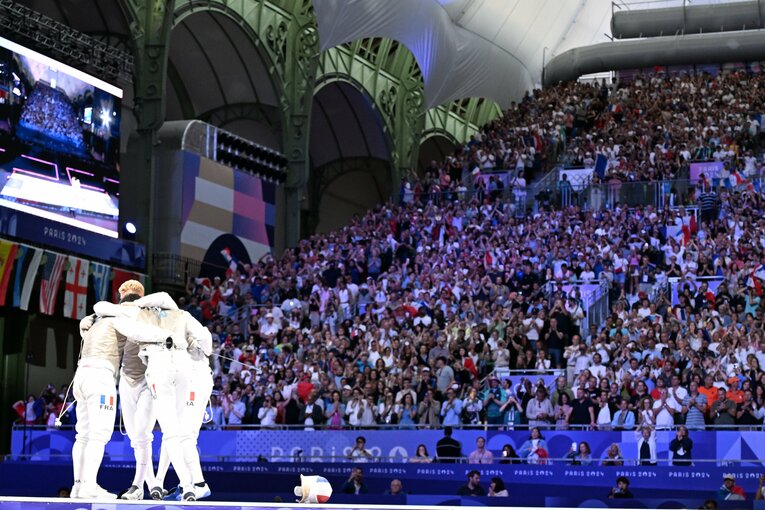 男子フルーレ団体決勝戦　©Naoya Sanuki/JMPA