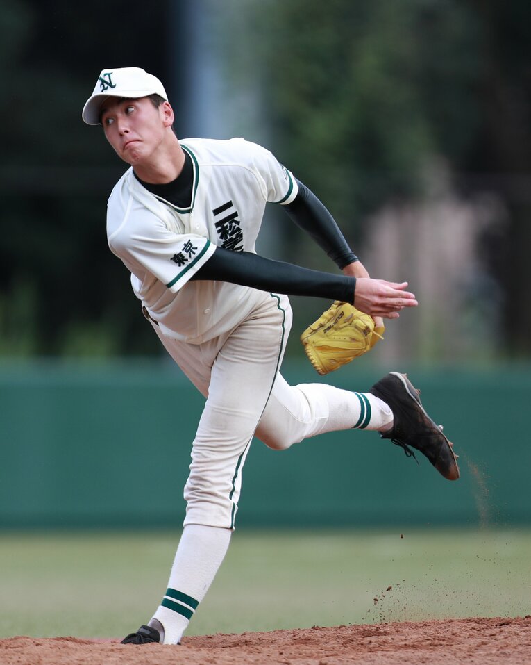 二松学舎大付高時代はピッチャーも務めた（2／3枚）　©JIJI PRESS