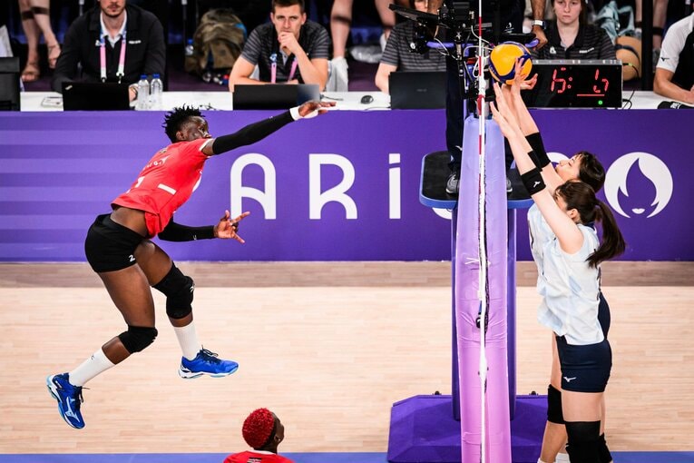 パリ五輪予選ラウンド・ケニア戦　©︎Volleyball World